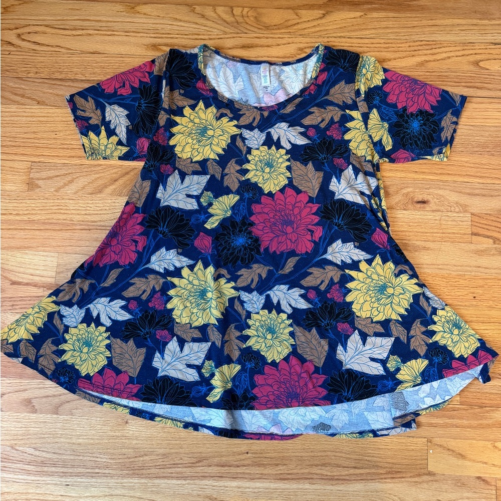 Floral Print Short Sleeve shirt - LuLaRoe